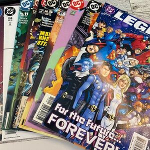 Lot of 10 DC comic books